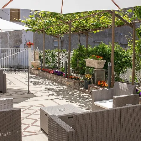 Il Cortiletto Holiday home *